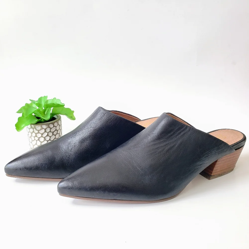 Seychelles Rendezvous Block Stacked Heel Pointed Toe Mules Black Leather Size 8